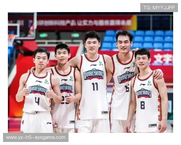 CBA最佳阵容出炉 冠军球队包揽各项奖项，cba历史最佳阵容颁奖