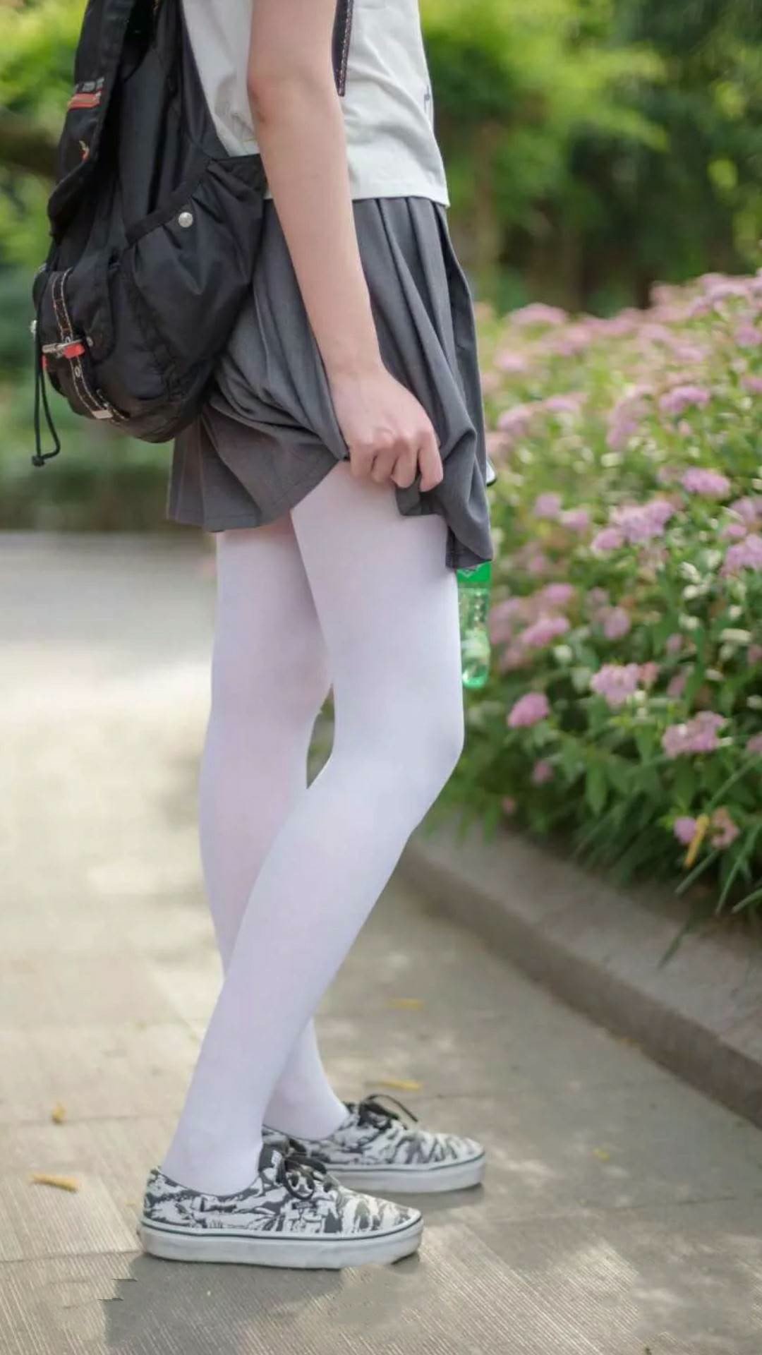 东亚杯国足夺冠 球迷情绪达到顶点,东亚杯男足比赛时间